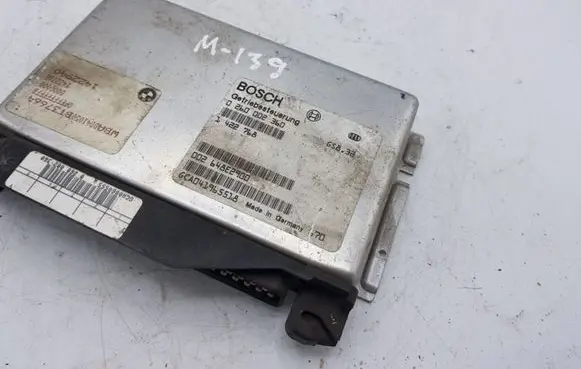BMW 5 E39 Gearbox control unit/module 1422768 0260002360