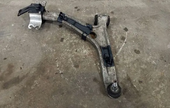 Mercedes-Benz B W246 W242 Front control arm WAHW246