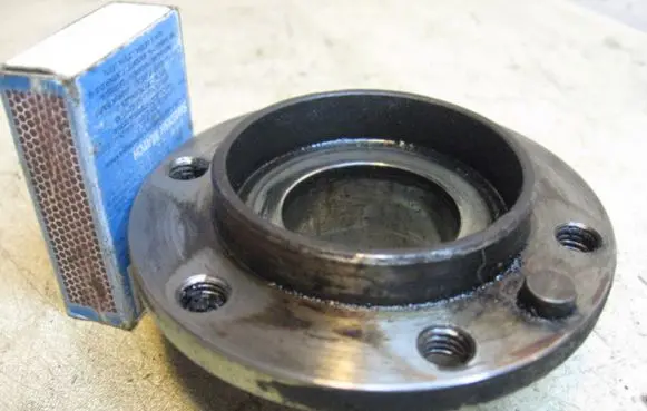 Mercedes-Benz E W124 Crankshaft pulley 30D