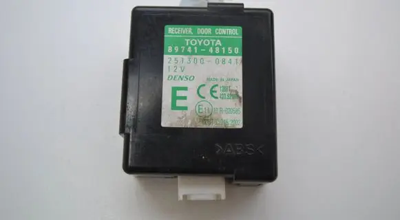 Volkswagen Caddy Other devices 8974148150