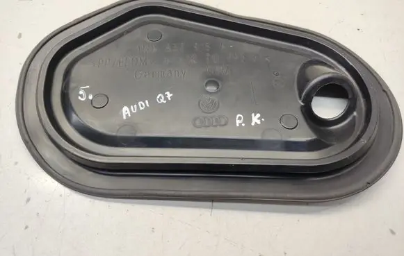 Audi Q7 4M Other front door trim element 4M0839915A