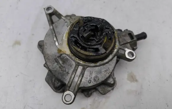 Honda CR-V Vacuum pump 36300RL0G012M2