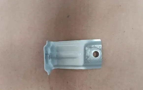 Volkswagen Tayron I Fender mounting bracket 57N821429