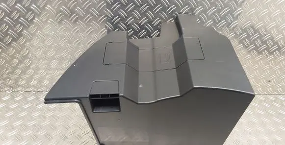 Toyota RAV 4 (XA40) Battery box tray cover/lid 6474242020