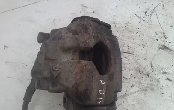 Volkswagen Transporter - Caravelle T5 Front brake caliper 7H0106B
