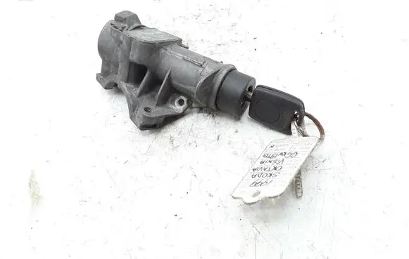 Skoda Octavia Mk1 (1U) Ignition lock 4B0905851C