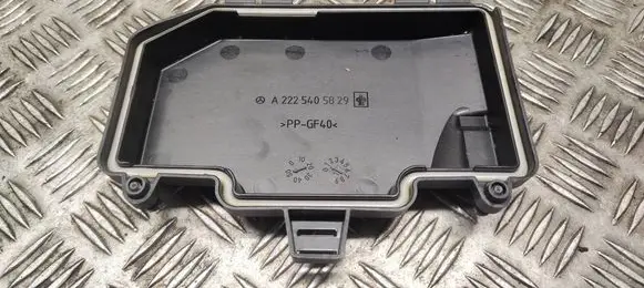 Mercedes-Benz S C217 Fuse box cover A2225405829