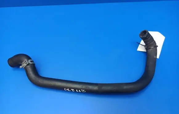 Mercedes-Benz E W211 Engine coolant pipe/hose A2118302515