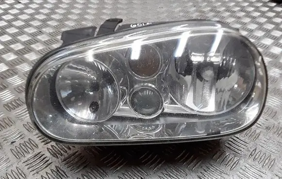 Volkswagen Golf IV Headlight/headlamp 1j1941015