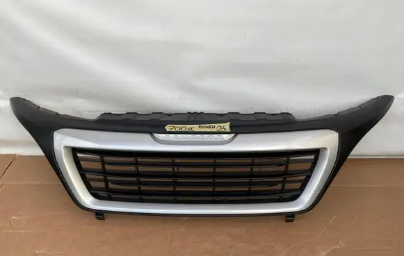 Peugeot Boxer Front bumper upper radiator grill 1314847070