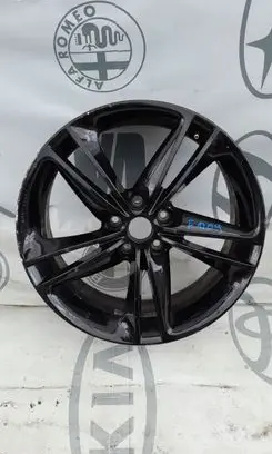 Nissan Qashqai R19 alloy rim 