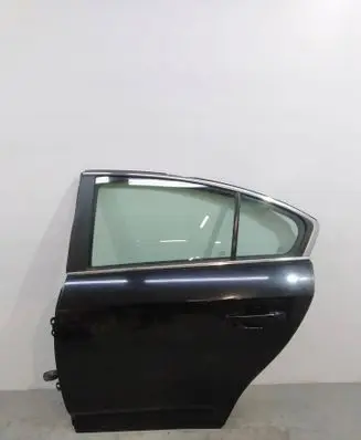 Toyota Avensis T270 Front door 