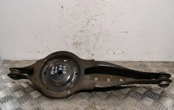 Rear control arm