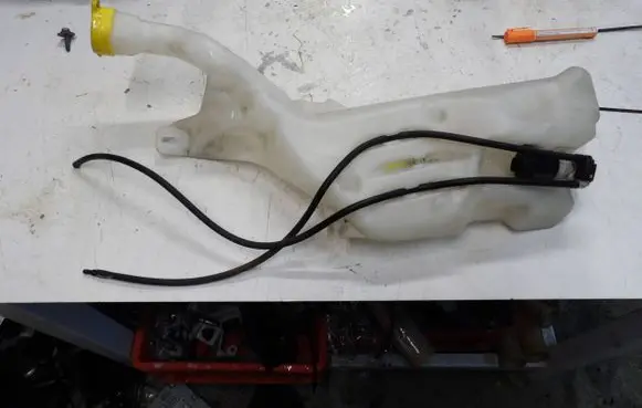 Renault Talisman Windshield washer fluid reservoir/tank 289102764R 289107594R 289100350R
