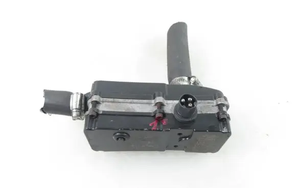 Volvo S40, V40 Coolant heater 6438014257068