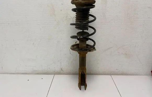 Toyota Yaris Front shock absorber with coil spring 4851009900