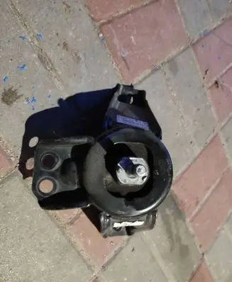 KIA Sorento Engine mount bracket 21810C5200