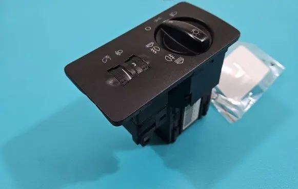 Light switch