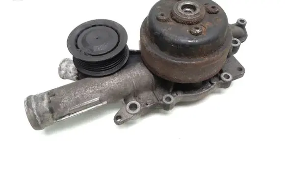 Mercedes-Benz Sprinter W906 Water pump A6112050310