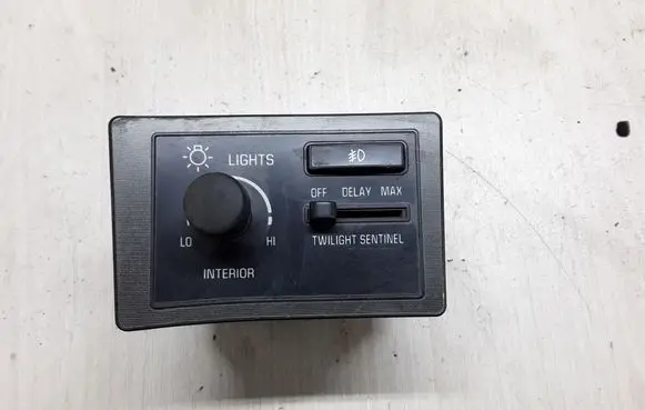 Cadillac STS Seville Light module LCM 3538835