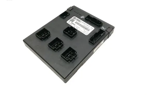 Audi A8 S8 D4 4H Comfort/convenience module 4H0907063D 15011002 F005V00804