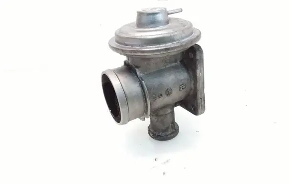 BMW 7 E65 E66 EGR valve 7785452