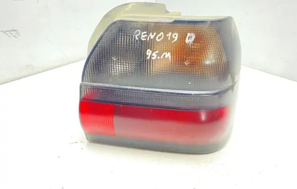 Renault 19 Rear/tail lights 2219