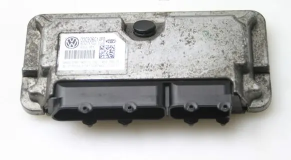 Seat Ibiza IV (6J,6P) Engine control unit/module 03C906014FB