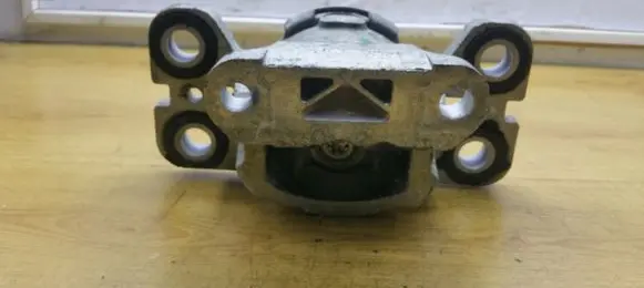 Gearbox mount