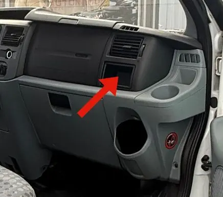 Ford Transit Dashboard storage box/compartment 6C117A73BBW
