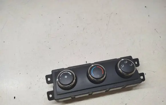 Chrysler Town u0026 Country V Climate control unit 55111810AD