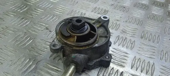 Mercedes-Benz C AMG W203 Vacuum pump A6462300165