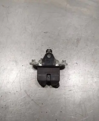 Tailgate/trunk/boot lock/catch/latch