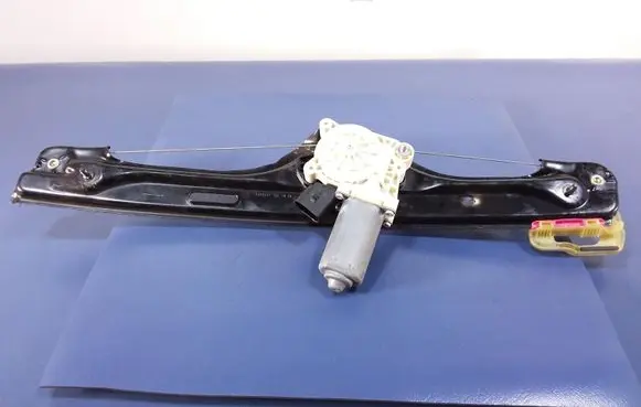 BMW X5M F85 Rear door window regulator with motor 7291951
