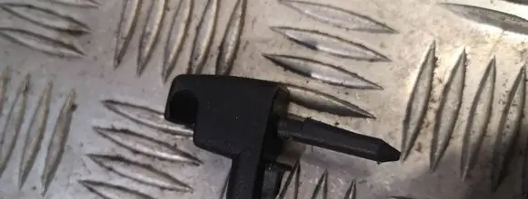 Sun visor clip/hook/bracket
