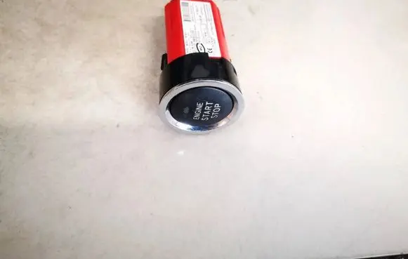 Toyota RAV 4 (XA30) Engine start stop button switch 15a854 15a8543