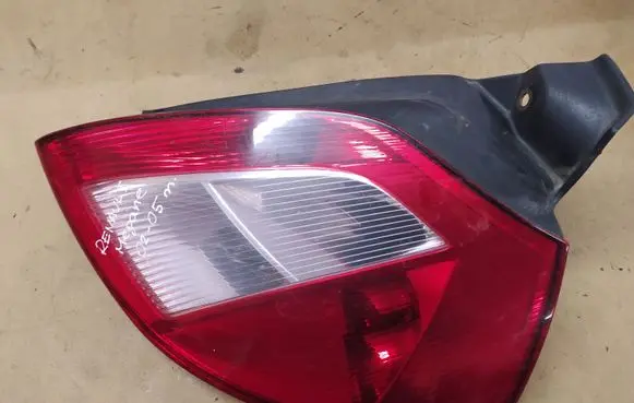 Renault Megane II Rear/tail lights 8200073237