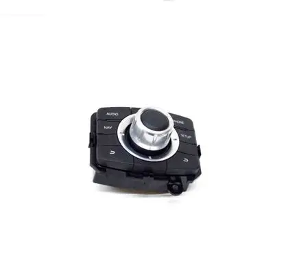 Head unit multimedia control