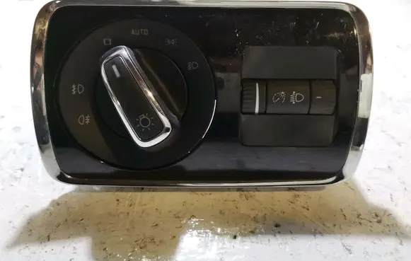 Skoda Superb B6 (3T) Light switch 3T0941431