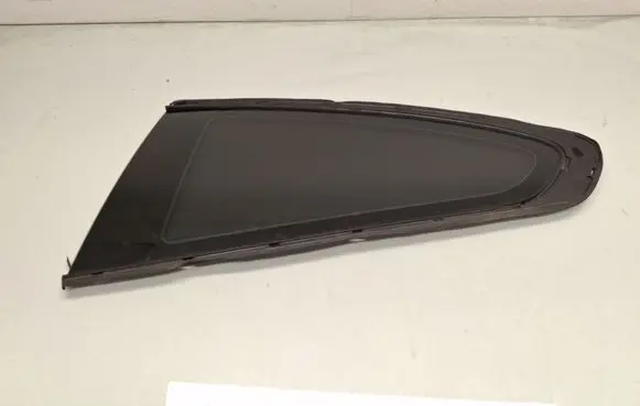 BMW 6 F12 F13 Rear side window 7199949
