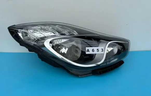 Hyundai ix20 Headlight/headlamp 92102-1KXXX
