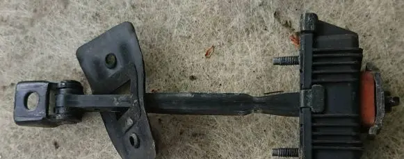 Jaguar XF X250 Front door check strap stopper 8X23F27200AB