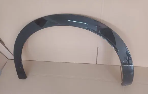 Alfa Romeo Junior Rear arch trim 156174105