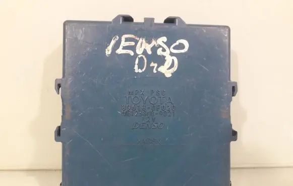 Toyota Corolla Verso AR10 Combustion control unit/module 896180F020