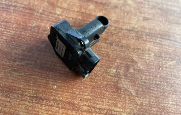 Mazda 6 Mass air flow meter DMA0113