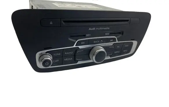 Audi Q3 8U Radio/CD/DVD/GPS head unit 8U0035193C