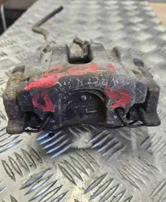 Opel Vectra C Rear brake caliper 
