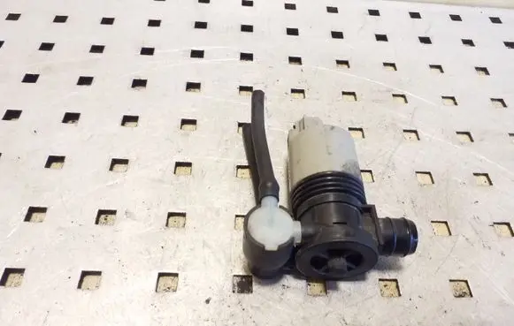 Toyota Auris E180 Windscreen/windshield washer pump