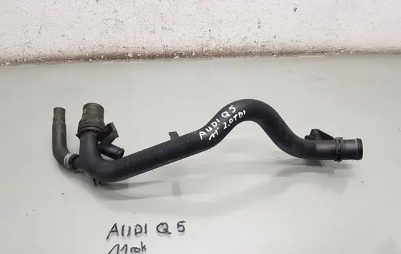 Audi Q5 SQ5 Engine coolant pipe/hose 03L121071B