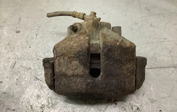 Skoda Octavia Mk2 (1Z) Front brake caliper